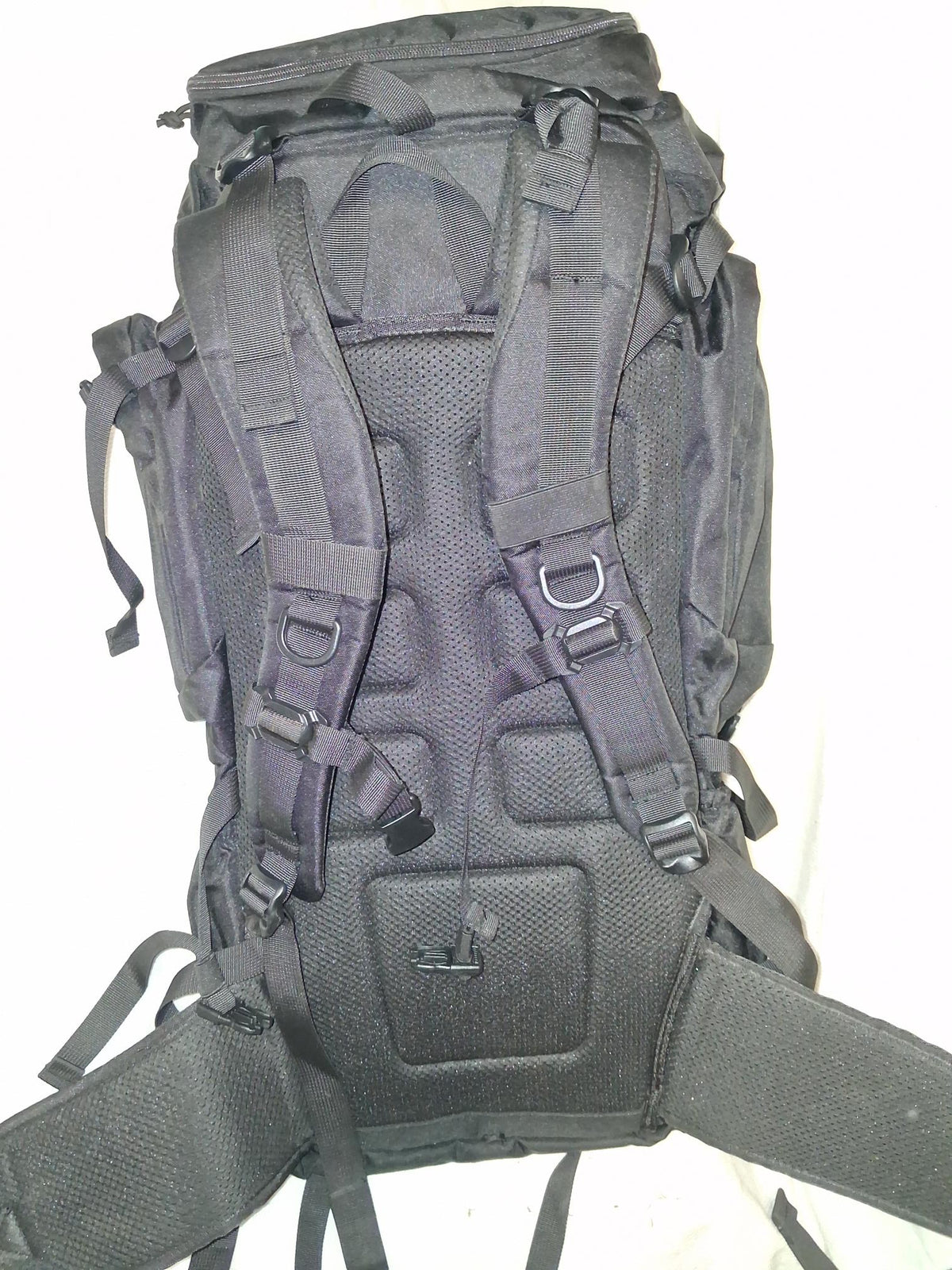 Mardingtop 60L Tactical Backpack with Raincover – Black