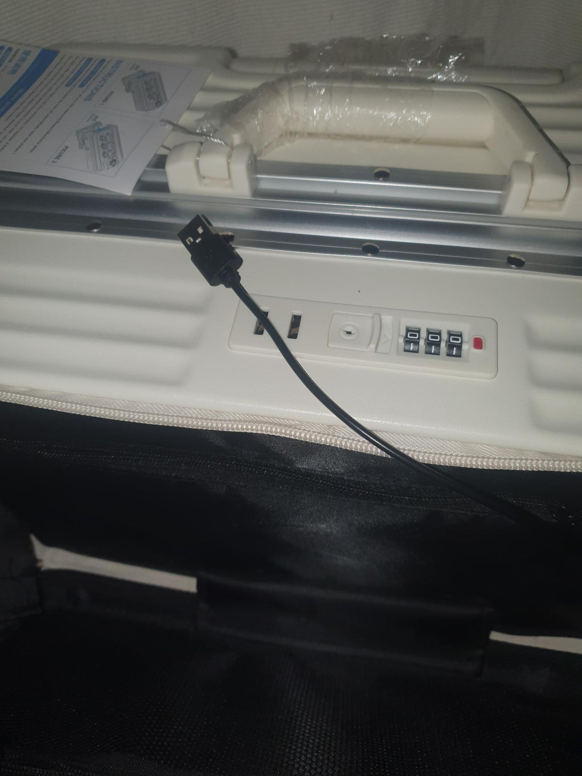 Aiweniny Carry-On Luggage – Hard Shell, TSA Lock, Airline Approved