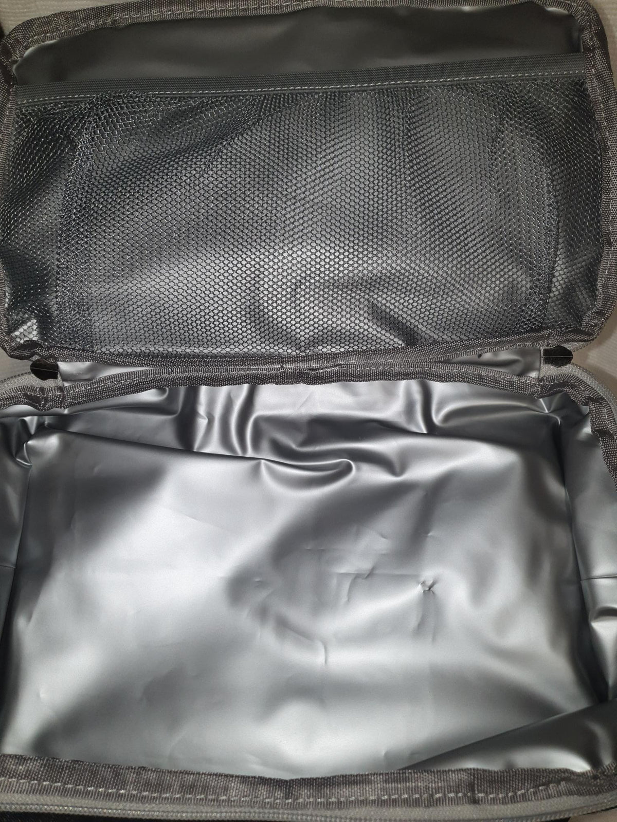 30L 40-Can Insulated Cooler Picnic Backpack